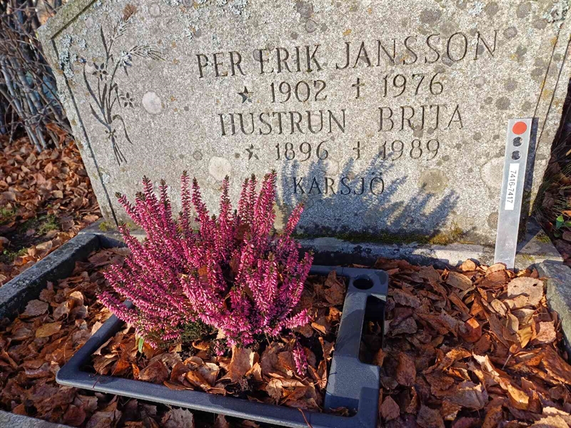 Grave number: JÄ 3 7416, 7417