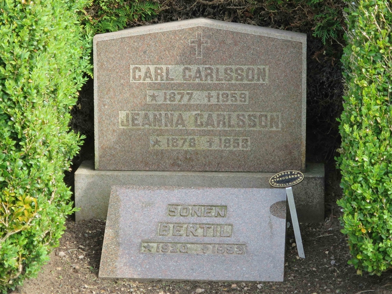 Grave number: HÖB 47    28