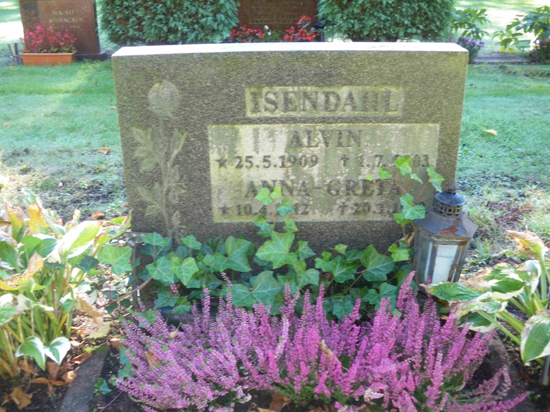 Grave number: SB 39    13, 14