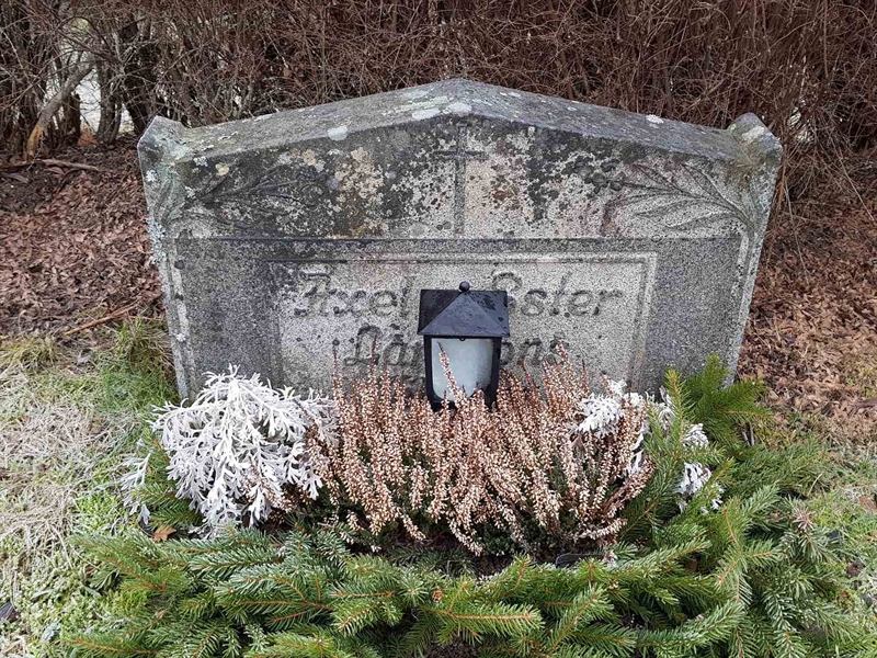 Grave number: 4 G    11