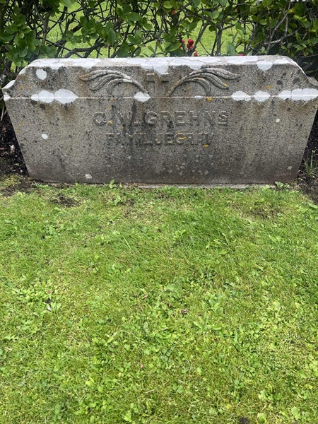 Grave number: 1 2 D   183