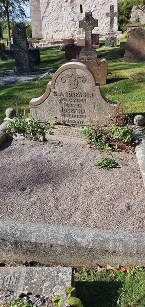 Grave number: SG 02   178, 179