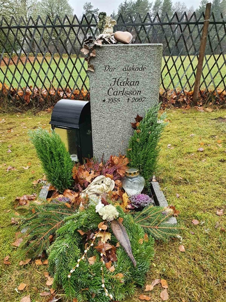 Grave number: Å N    10A