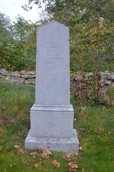 Grave number: Sm 1    10