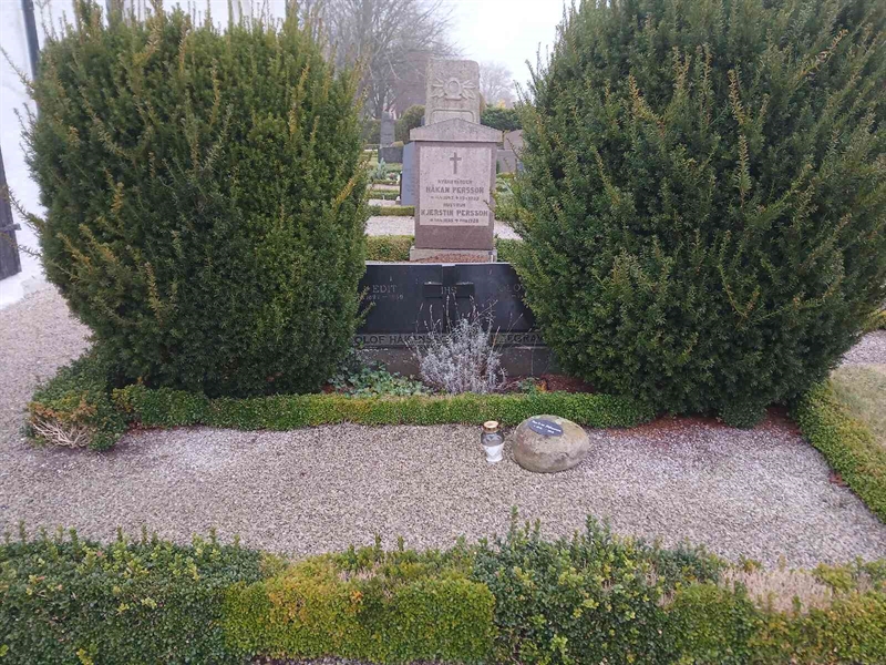 Grave number: FE A    23, 24, 25