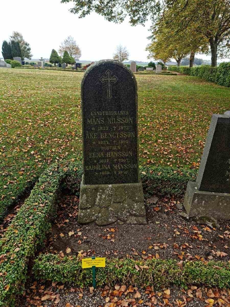 Grave number: TO L   166, 167, 168, 169, 170, 171