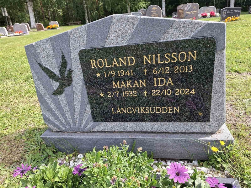Grave number: 001 4  3719