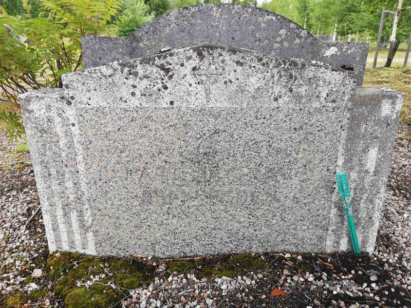 Hautatunnus: SK K   102