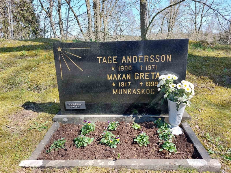 Grave number: HÖ 1   64, 65