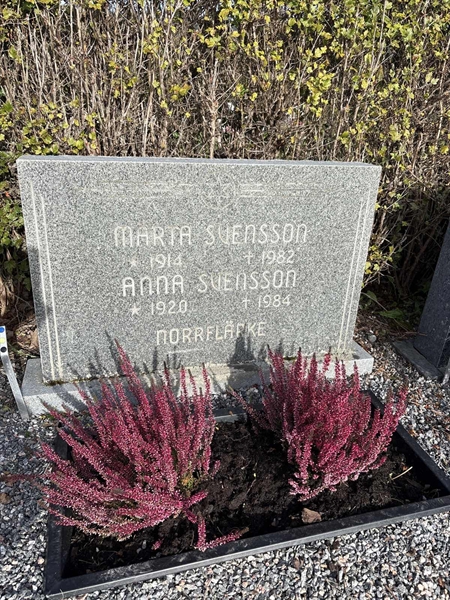 Grave number: 4 N ND    70
