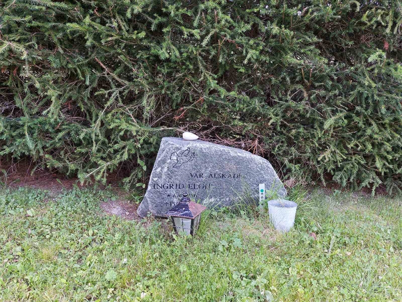 Grave number: SK 6    75, 76