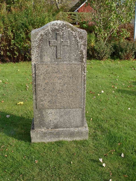 Grave number: FN V    15, 16