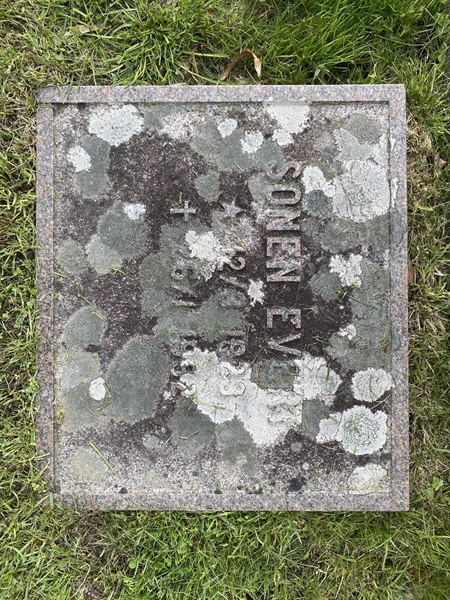 Hautatunnus: 1 04 185, 186
