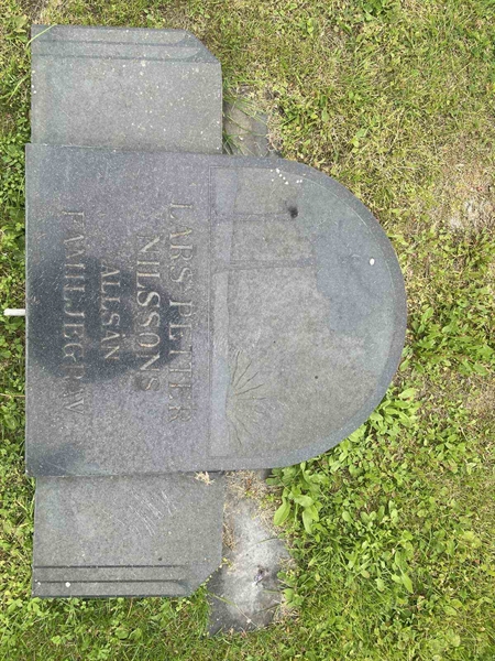 Grave number: 001 1   299
