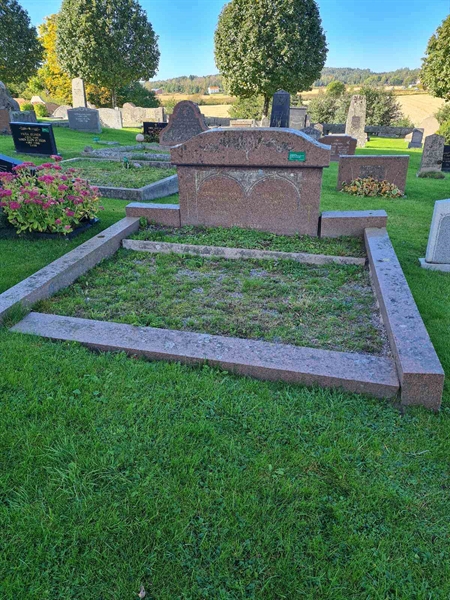 Grave number: KG 09   580, 581