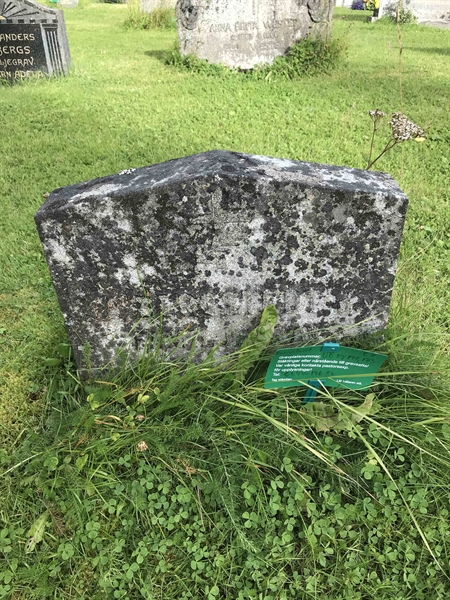 Grave number: UÖ KY   172, 173