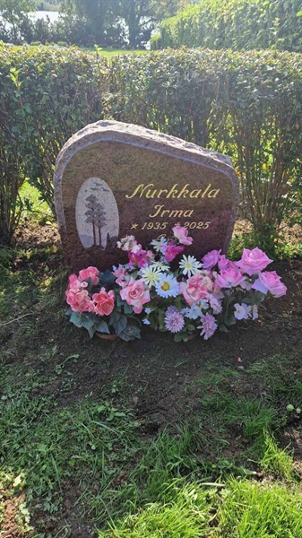 Hautatunnus: 553 E    60