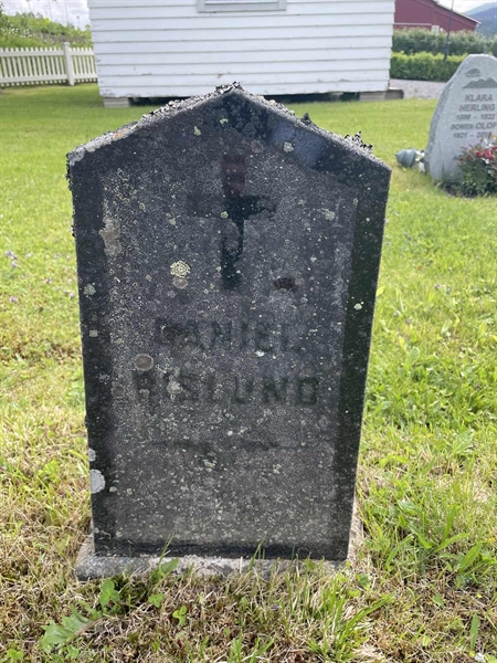 Grave number: DU GN   138
