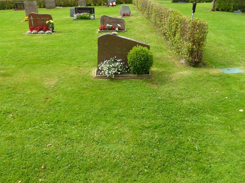 Grave number: ROG G  145, 146