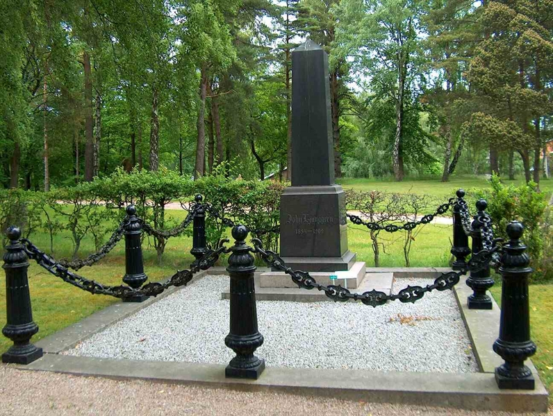 Grave number: HÖB GL.R     5