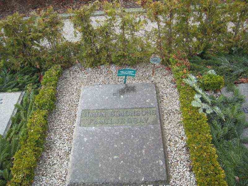 Grave number: NK Urn i     4