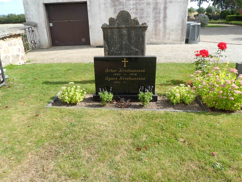 Grave number: SK D   186, 187