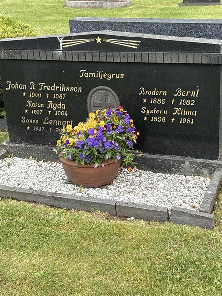 Grave number: SKF E   206, 207, 208, 209