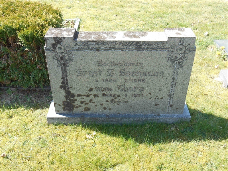 Grave number: Vitt G03   68:A, 68:B
