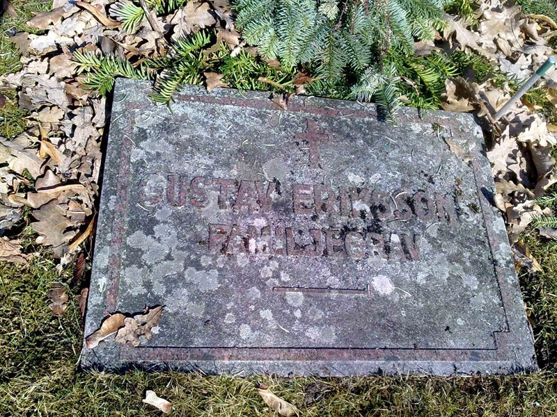 Grave number: NO 07   141