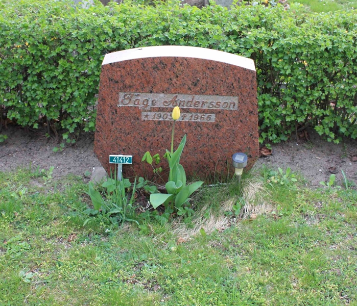 Grave number: Ö U03    23