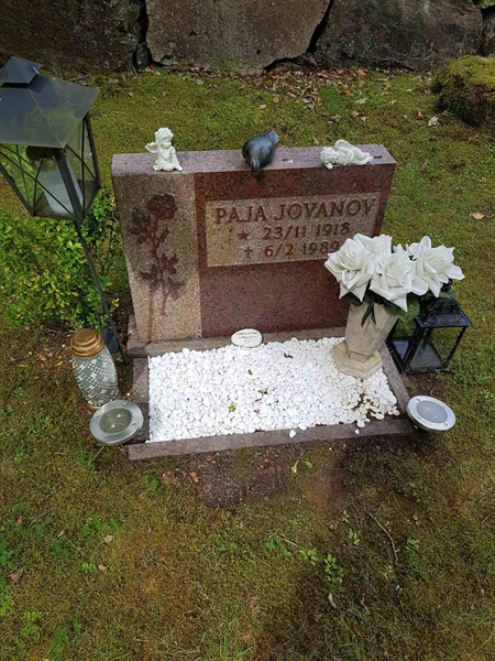 Grave number: 01  2295