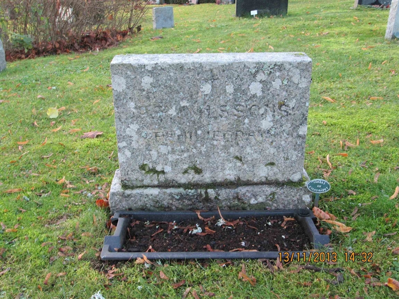 Grave number: TJGL H    36, 37