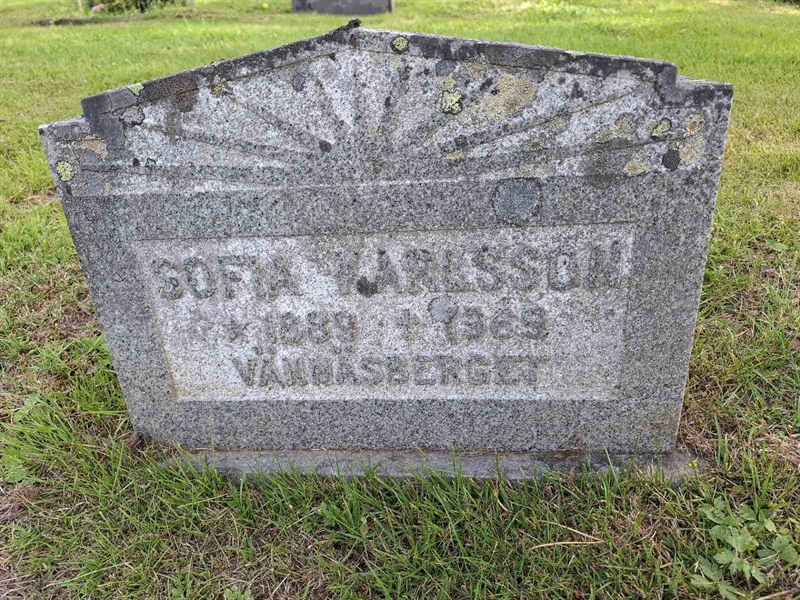 Grave number: 001 2   594
