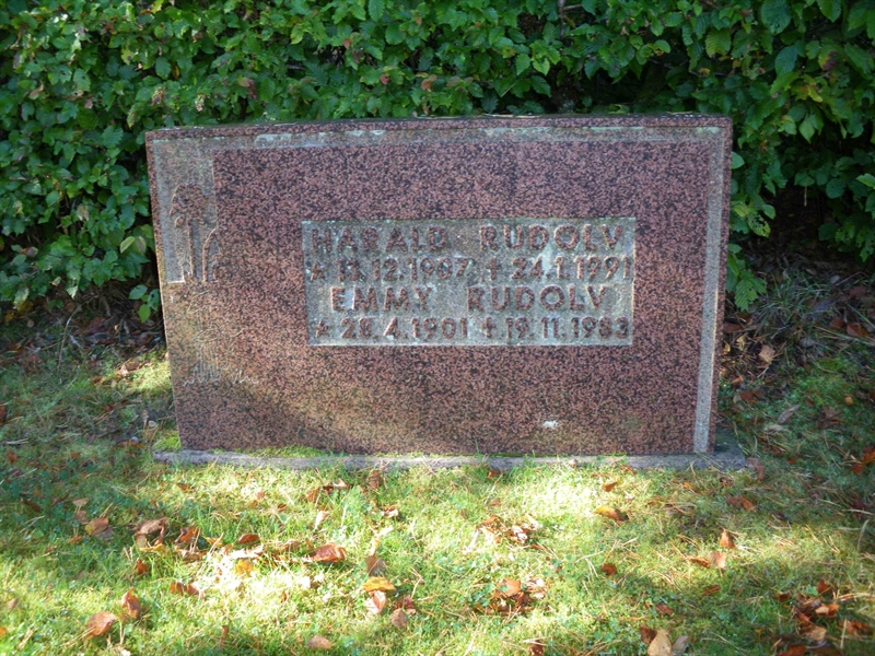 Grave number: SB 46    22, 23