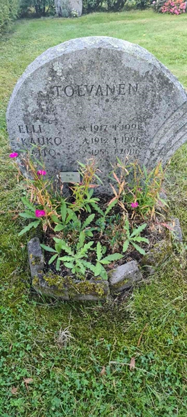 Grave number: M 16   90