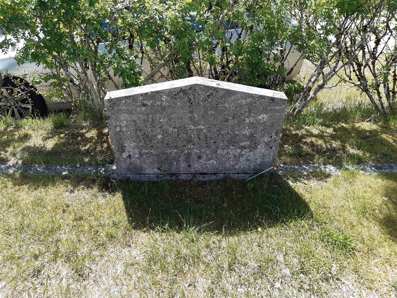 Grave number: JÄ 01    14