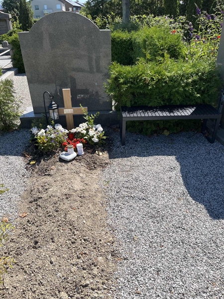 Grave number: NK V   178
