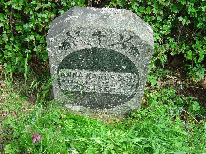 Grave number: A C   11