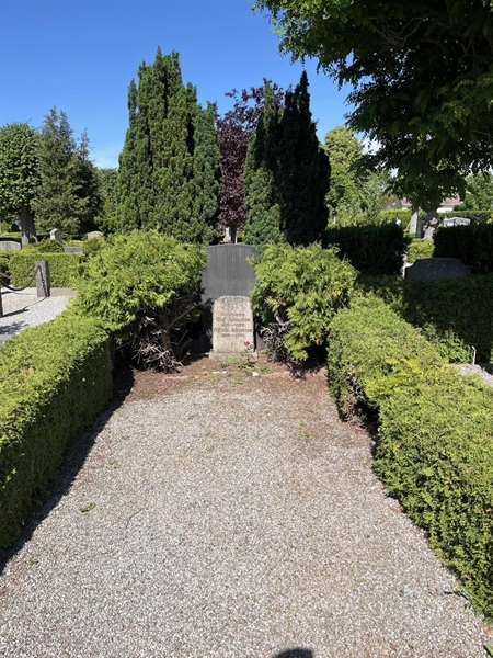 Grave number: NK III    85