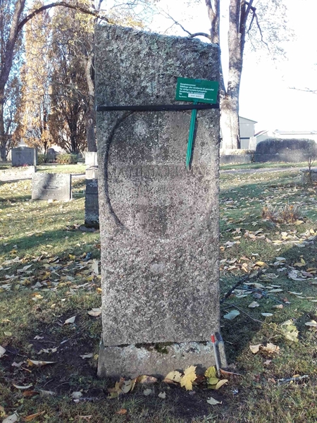 Grave number: NO 19   206