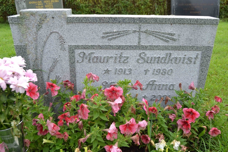 Grave number: 11 4   173-175