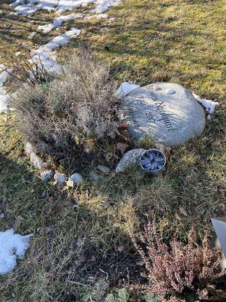 Grave number: 1 11 226