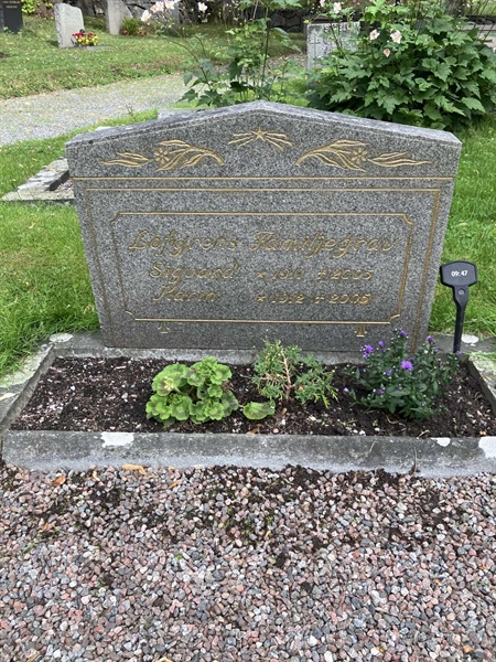 Grave number: 1 09    47