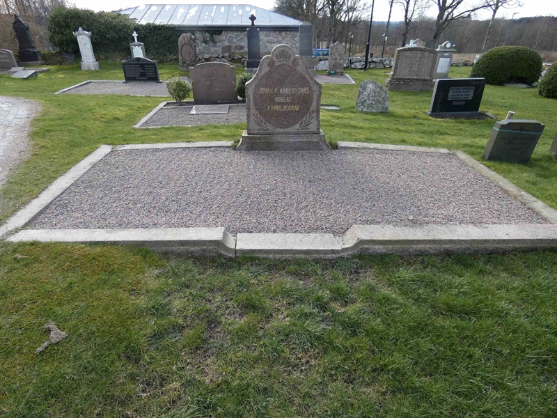Grave number: BR G    39, 40