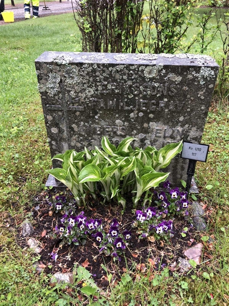 Grave number: 1 U10   117