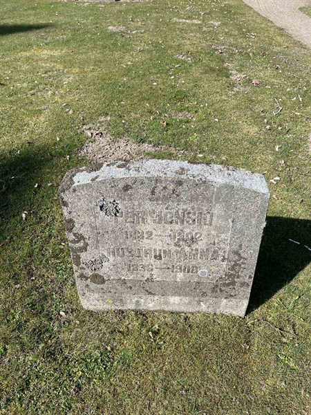 Grave number: Ä G F     3
