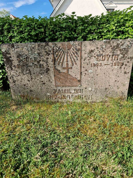Grave number: 2 14 1795, 1796