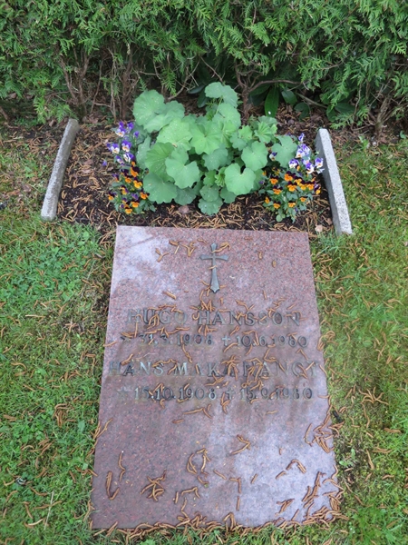 Grave number: HÖB N.UR   223