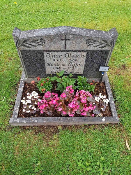 Grave number: Jä 05    19-20