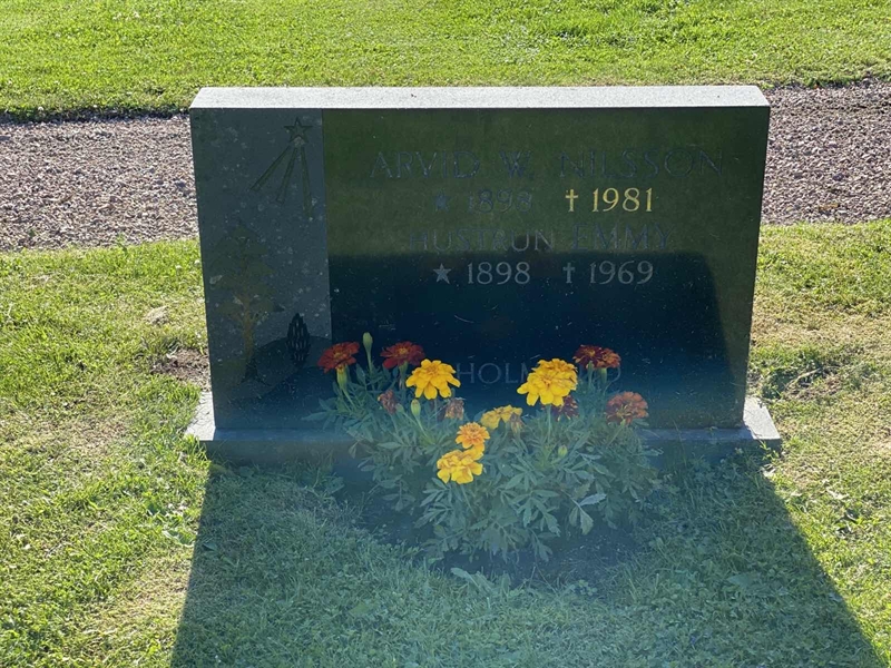 Grave number: 8 2 06    97-98